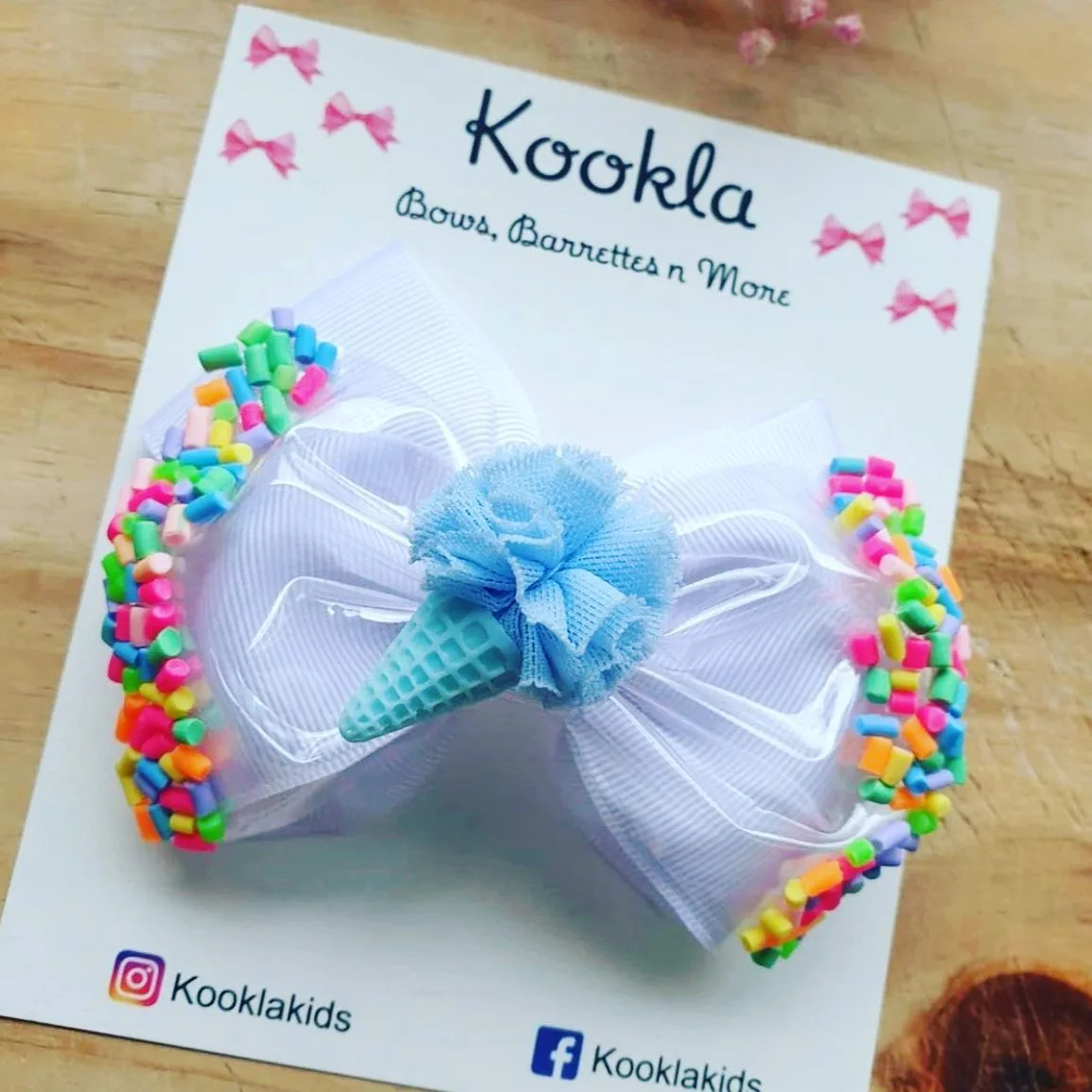 Ice Cream Shaker Sprinkle Bow Clip — White / Blue Cone