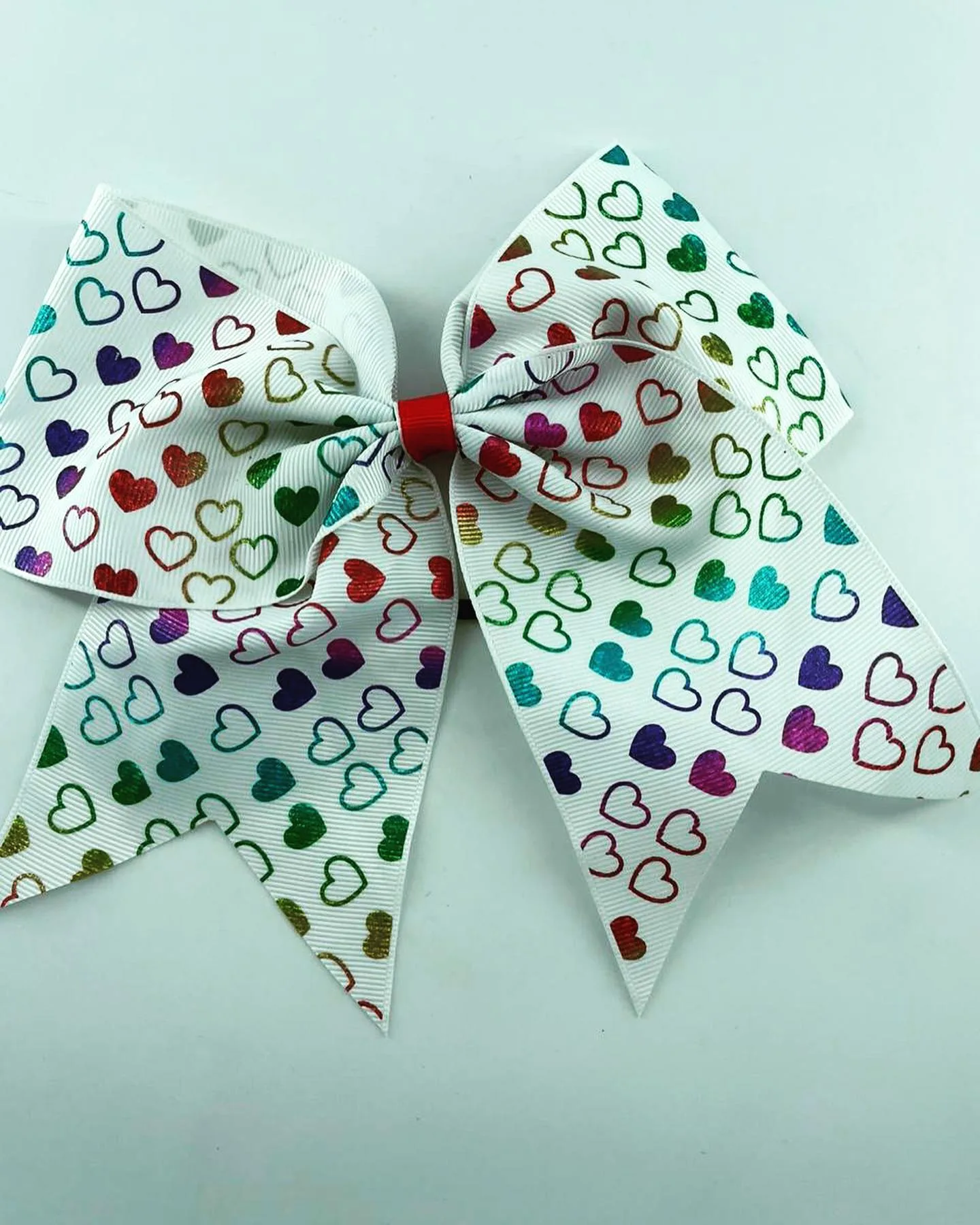 Printed Grosgrain Cheer Bow — White / Rainbow Foil Hearts