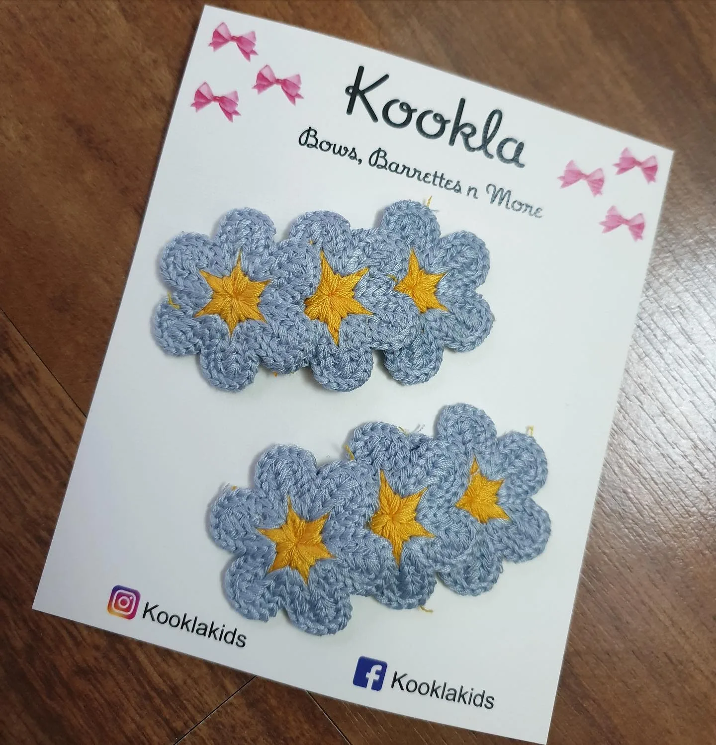 Embroidered Three Flower Snap Clip (Pair) — Powder Blue / Yellow