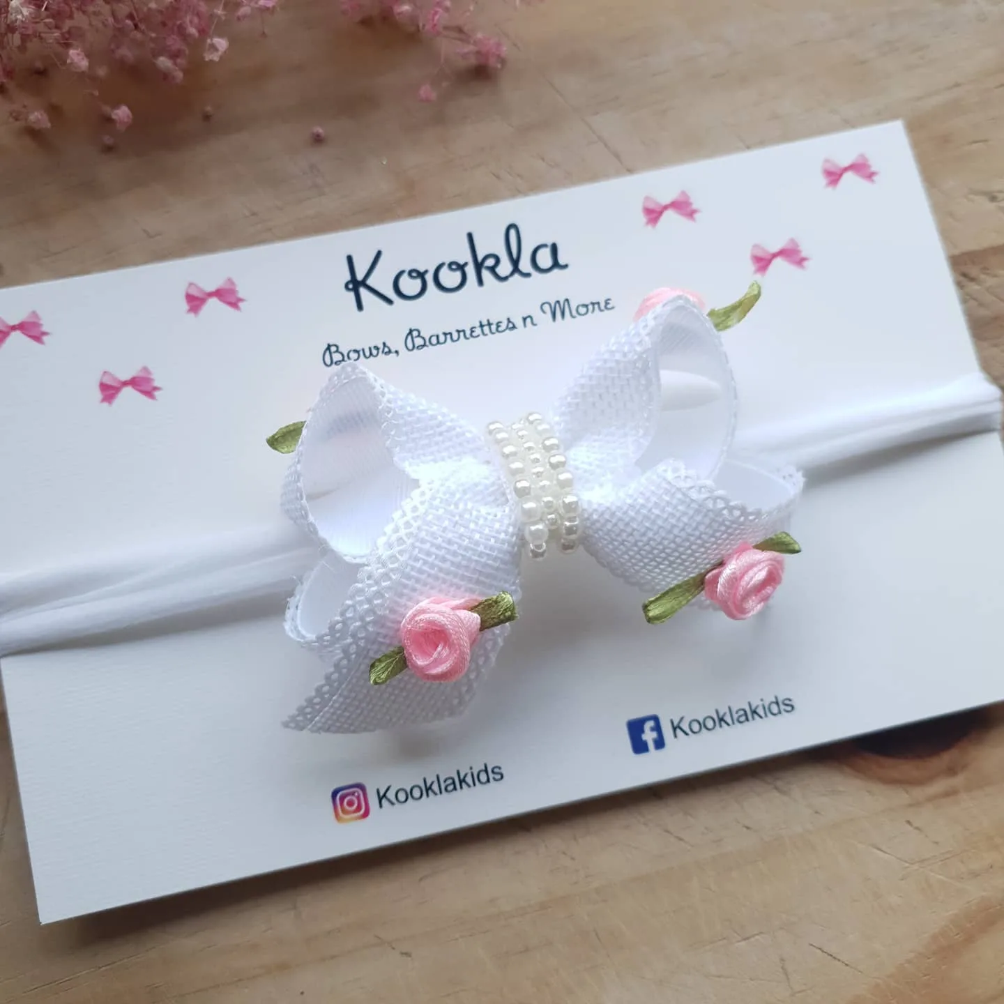 Mesh Bow Pearl Rosebud Headband — White / Pink Roses