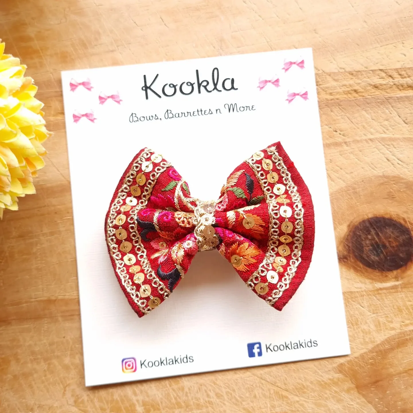 Ethnic Brocade Bow Sequin Border Clip — Maroon