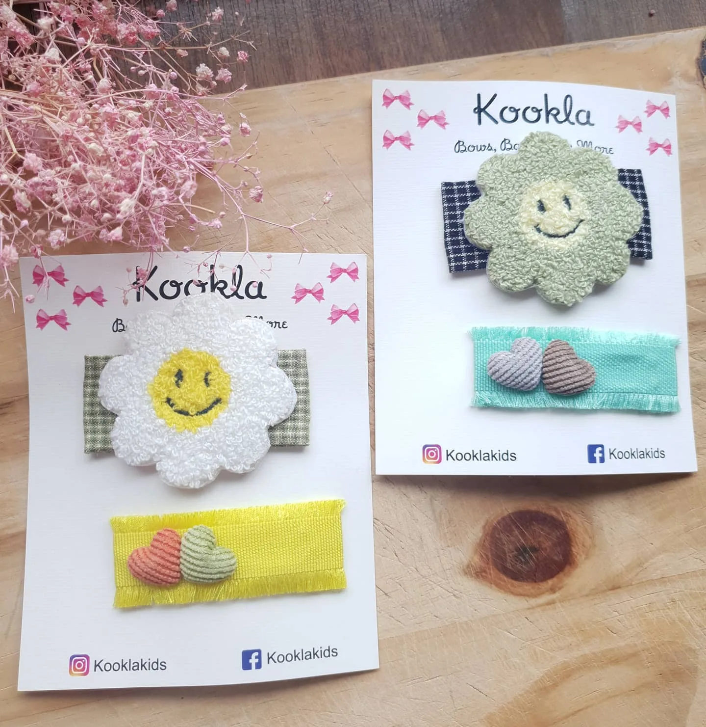 Chenille Smiley Daisy and Heart Snap Clips (Pair) — White-Yellow Gingham / Sage-Mint