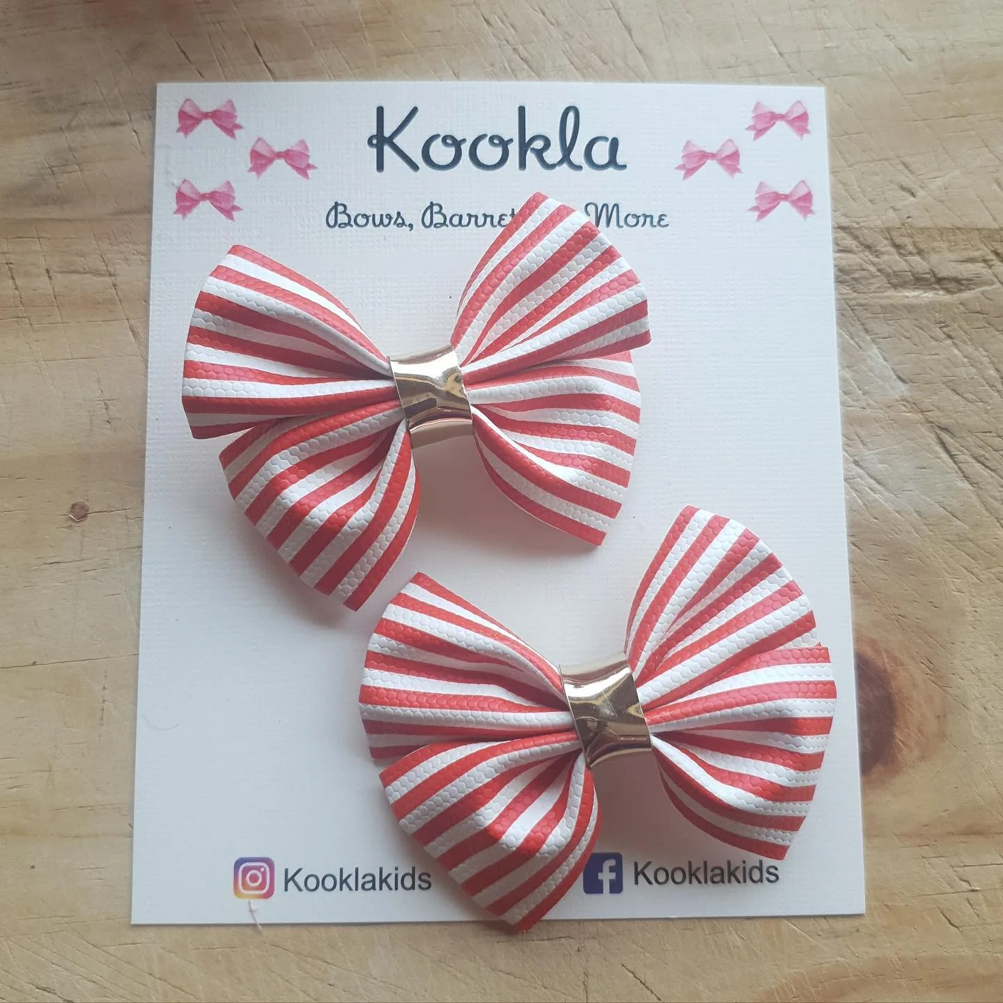 Striped Grosgrain Bow Metallic Silver Clip (Pair) — Red-White Stripe