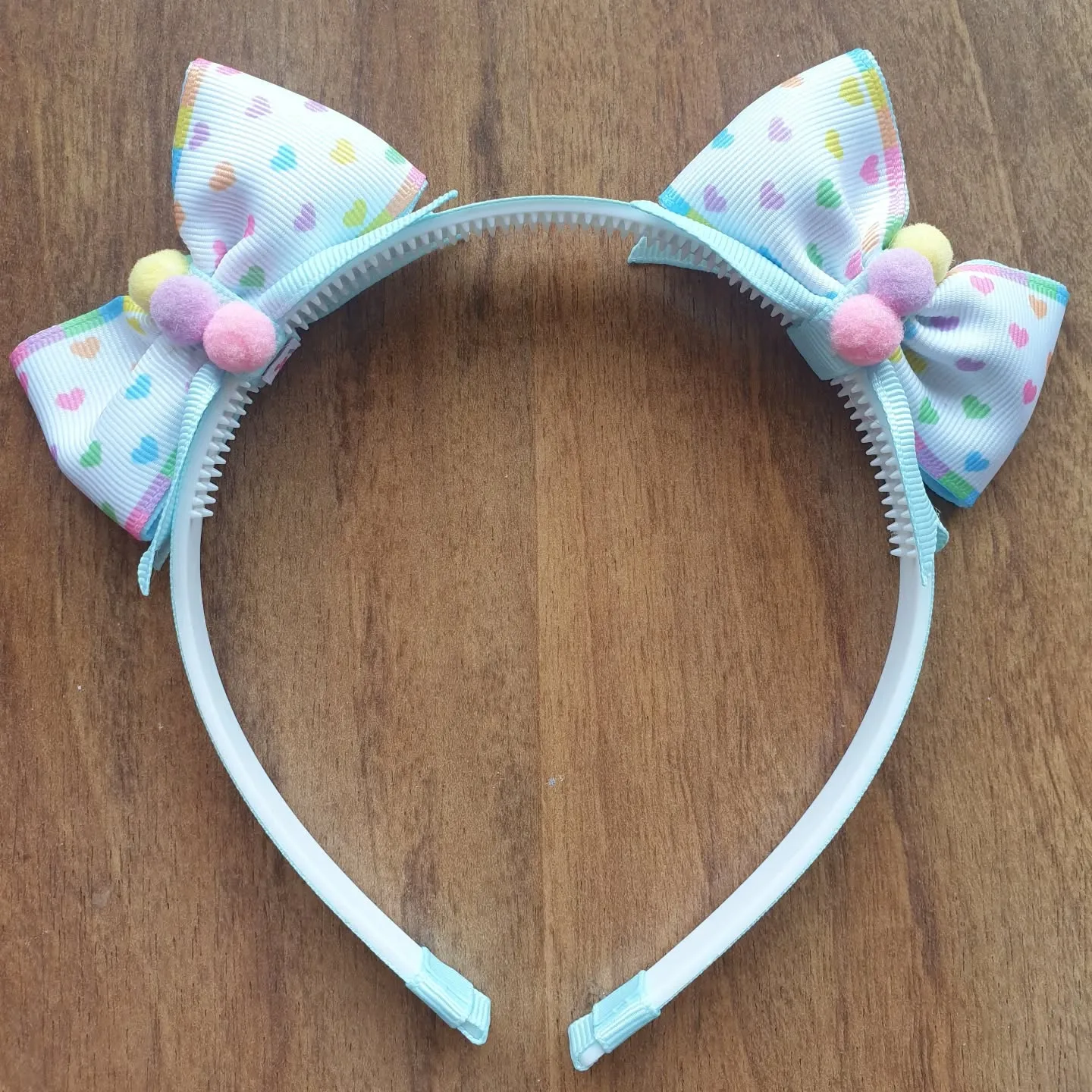 Twin Ear Bow Alice Band — White Heart Print / Pastel