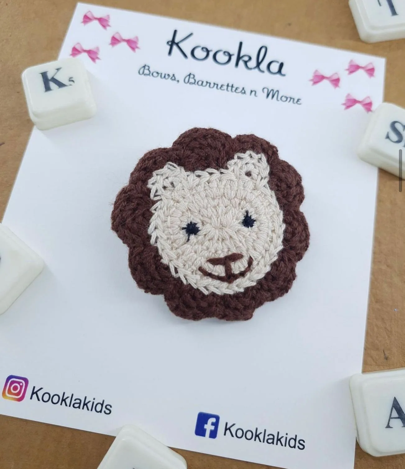 Crochet Animal Face Clip — Brown Lion