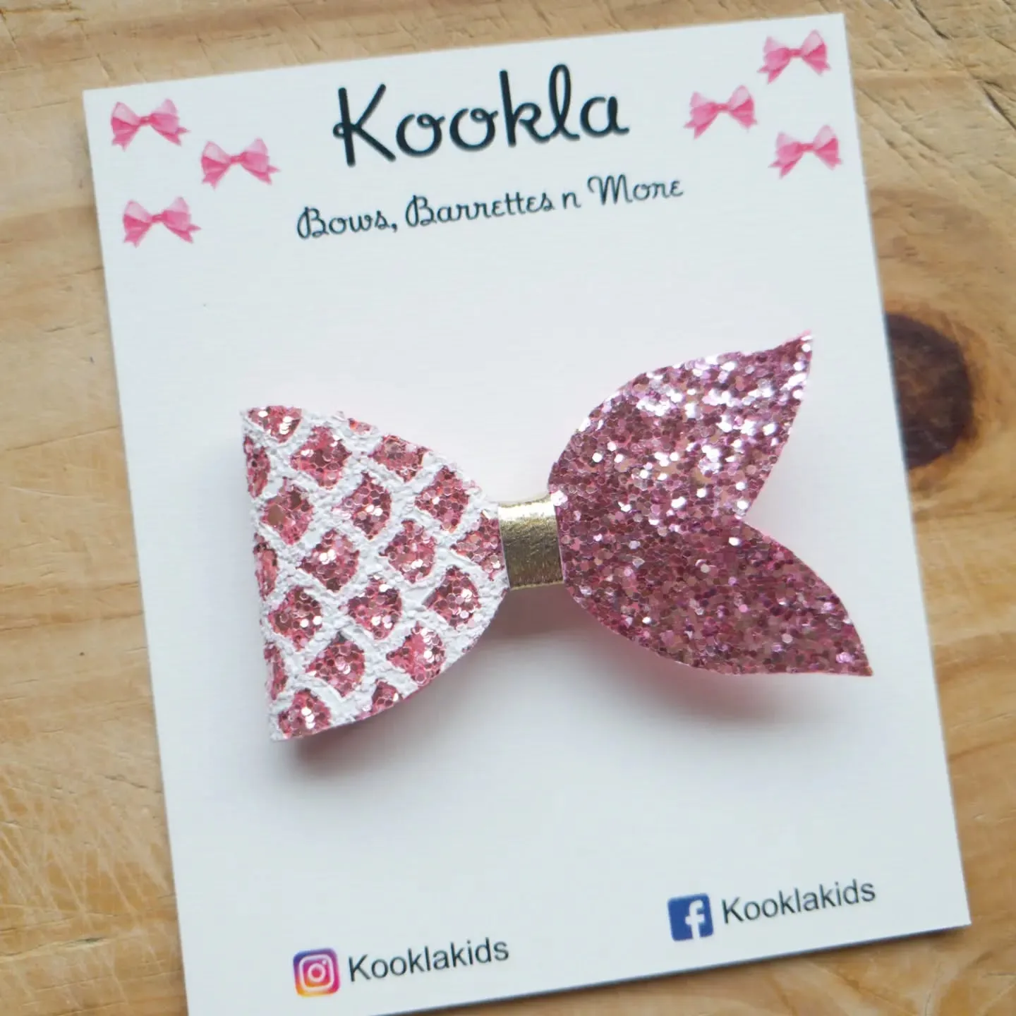 Glitter Mermaid Tail Bow Scale Clip — Pink